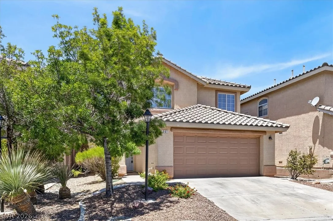 561 Aspen Leaf Street — photo 2