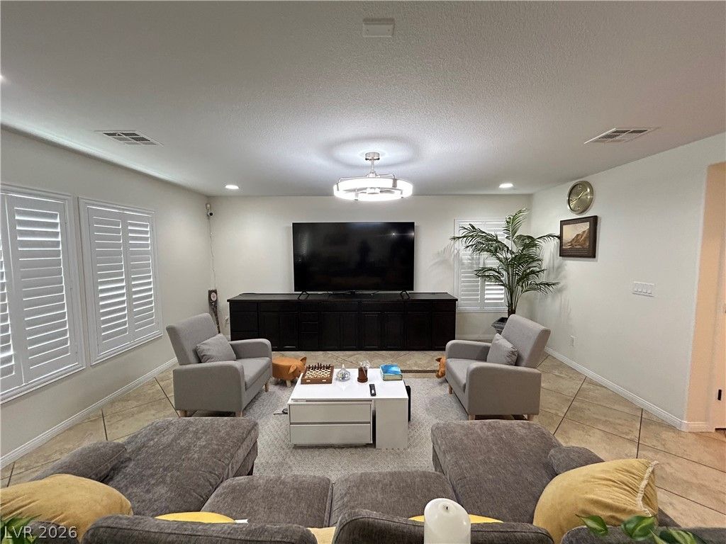10343 Beallsville Street — photo 4 of 23