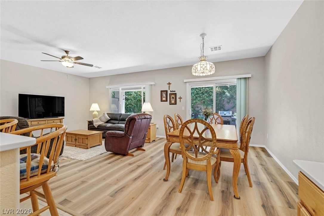 2200 Sawtooth Mountain Drive — photo 5