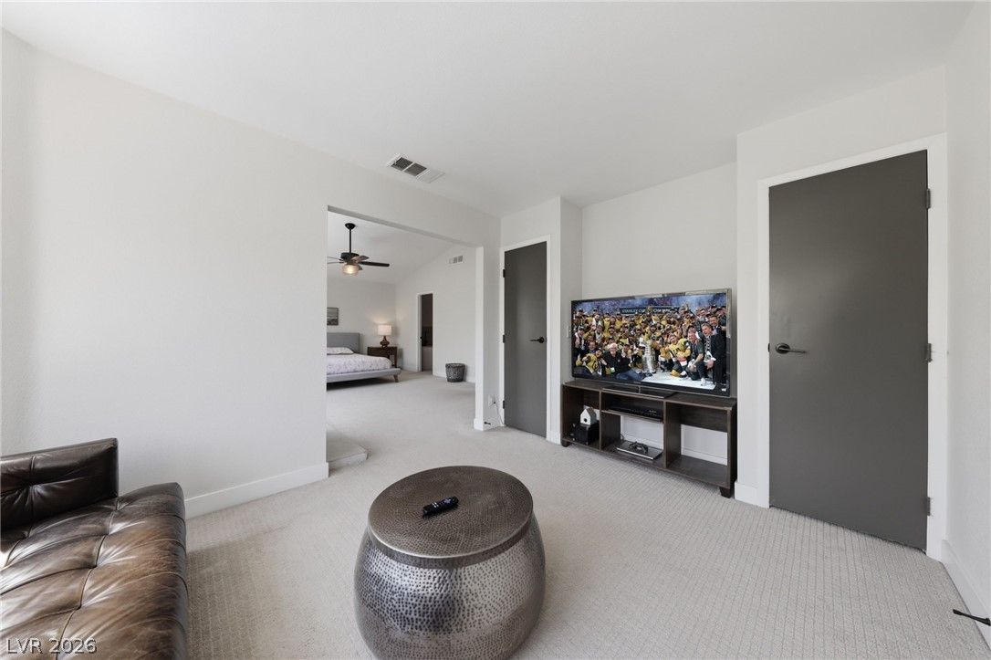 9401 Crown Vista Lane — photo 5 of 17