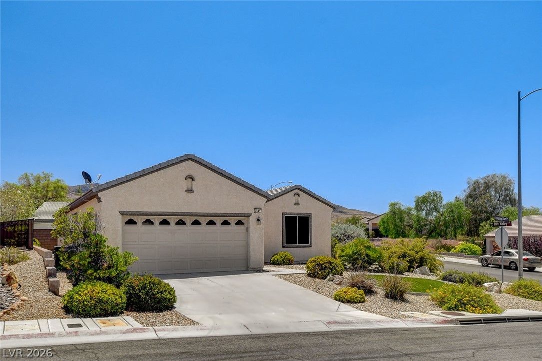 2545 Eclipsing Stars Drive — photo 3