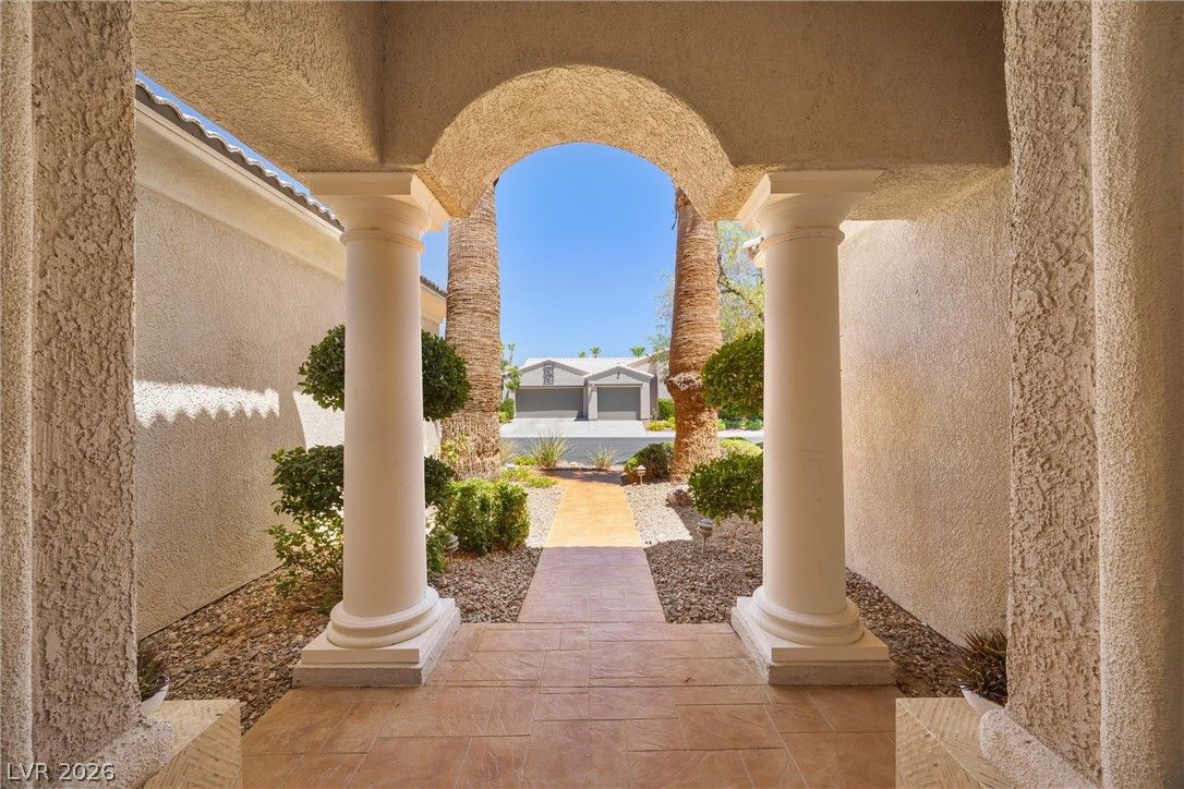 4669 Denaro Drive — photo 4