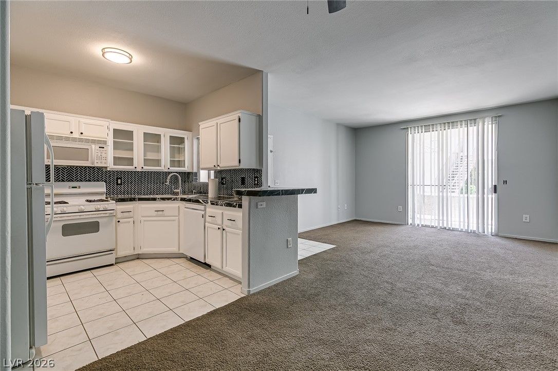 1300 South ARLINGTON Street 123 — photo 5