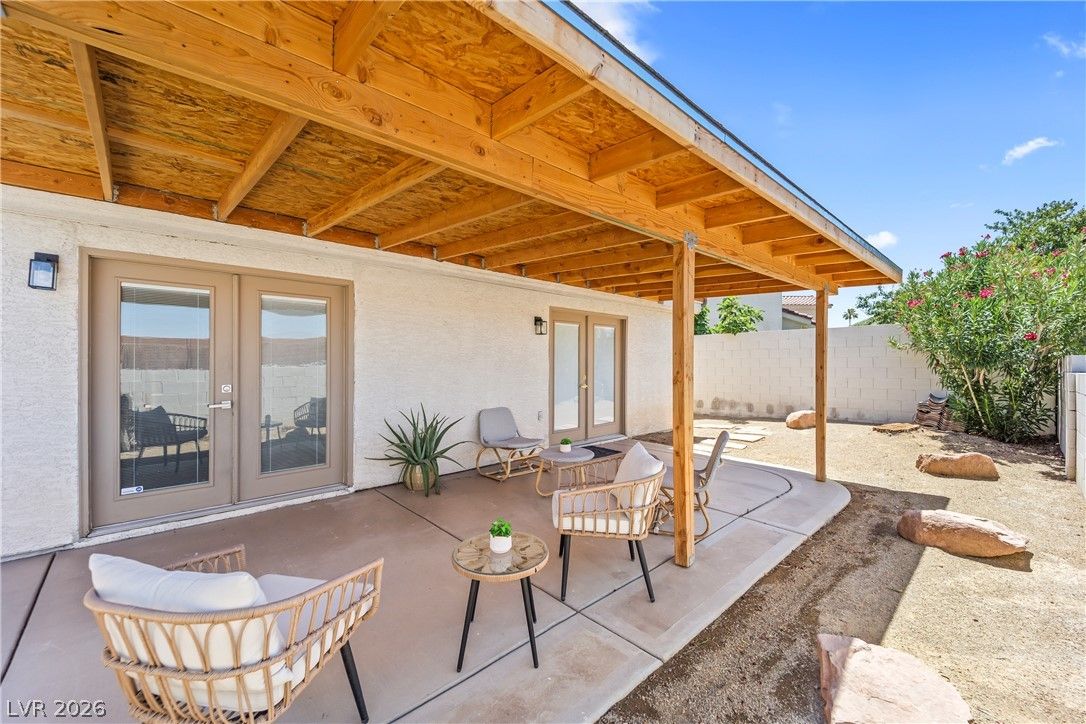 23 Mesquite Village Circle — photo 2