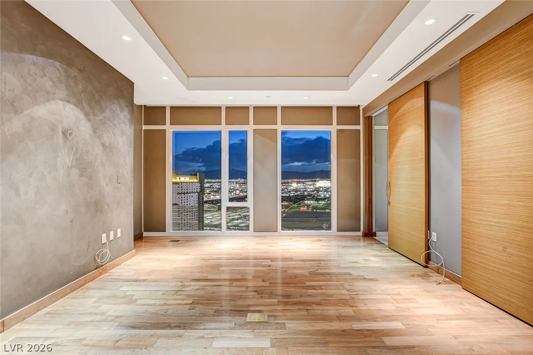 3750 Las Vegas Boulevard 2711 — photo 3