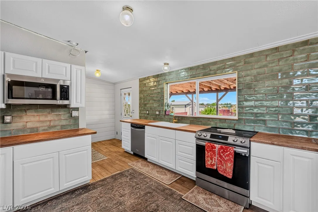 4420 Martin Avenue — photo 3