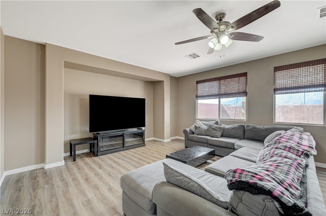 1812 La Calera Avenue — photo 4