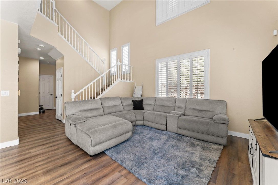 8488 Ravencrest Street — photo 4