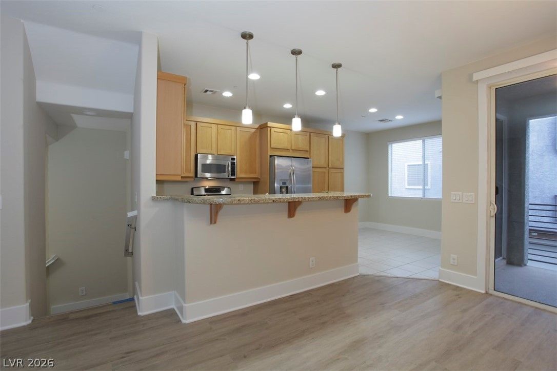 9050 West Tropicana Avenue 1165 — photo 4 of 36