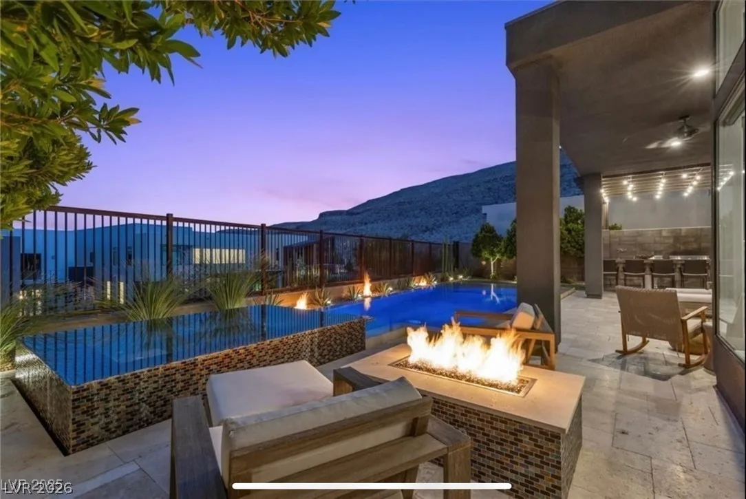 10941 Earth Hues Court — photo 2