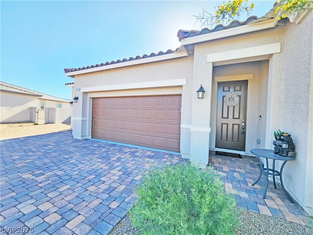 4901 Fairwood Court — photo 4