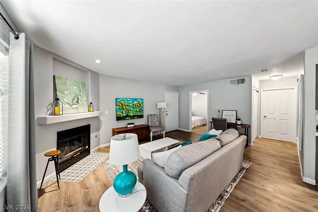 700 Capri Drive 37B — photo 4