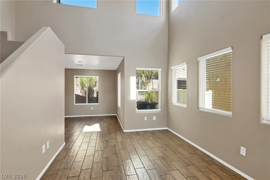 7429 Granada Willows Street — photo 4