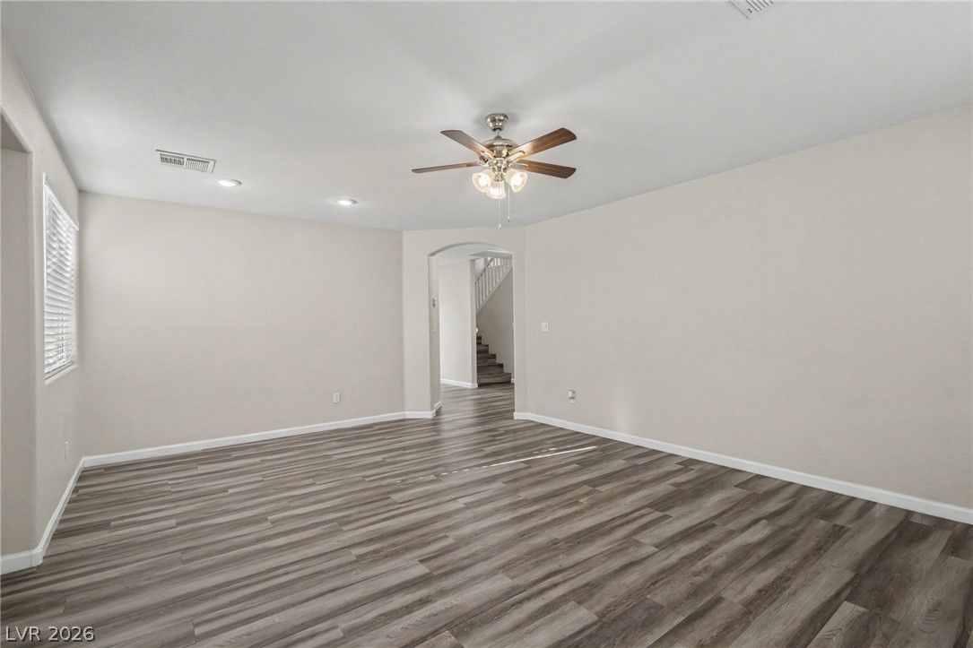 958 Medina De Leon Avenue — photo 4