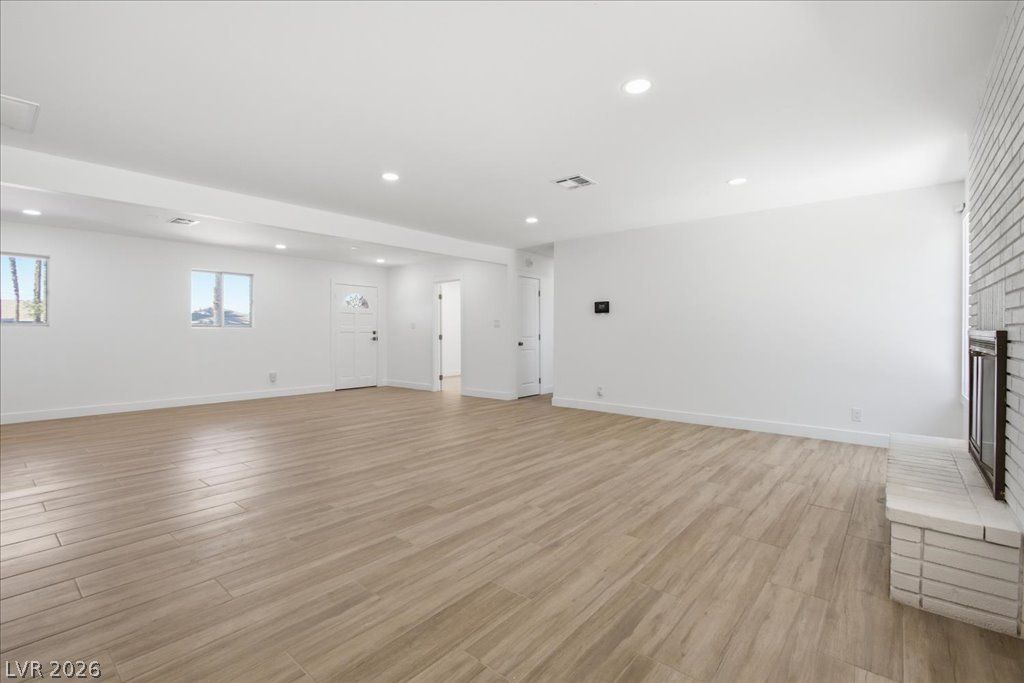 1300 Canosa Avenue — photo 2