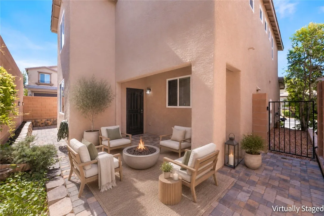 9353 Pink Stargazer Avenue — photo 3