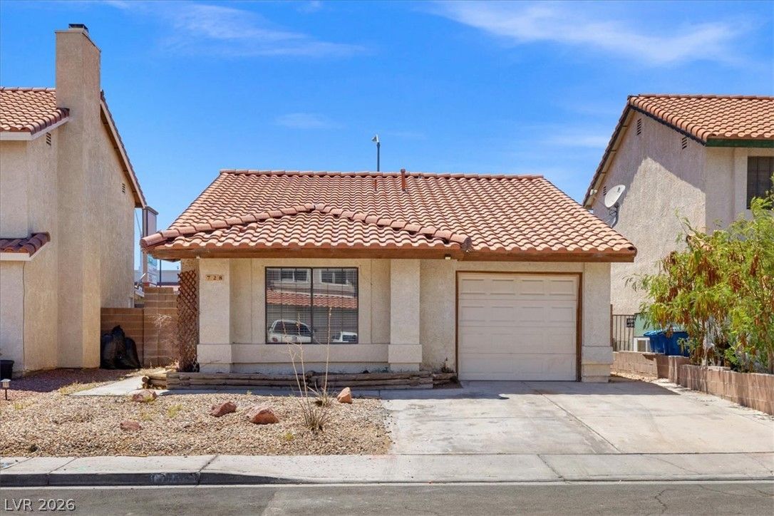 728 Kelso Way — photo 1