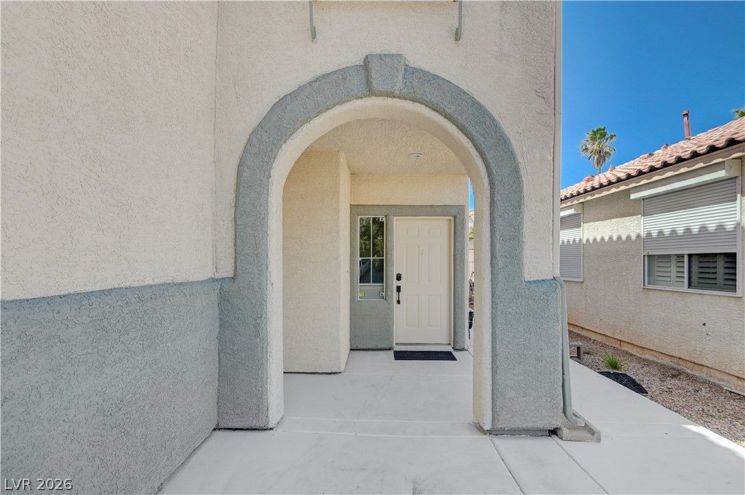 9492 Rainfall Avenue — photo 2