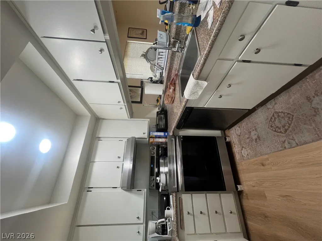 2333 Cardiff Lane D — photo 4