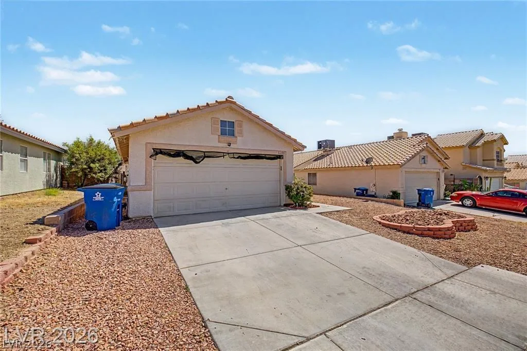 6609 Bush Clover Lane — photo 2