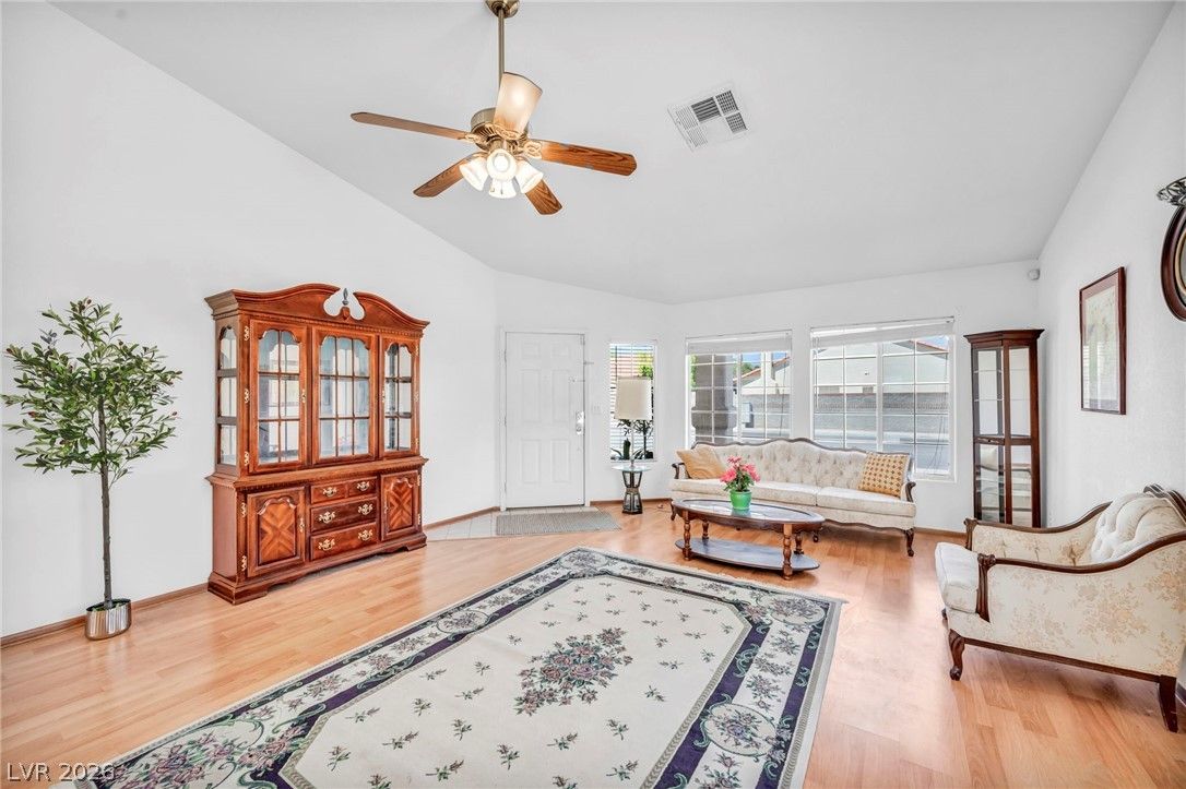 5364 Rhett Street — photo 3
