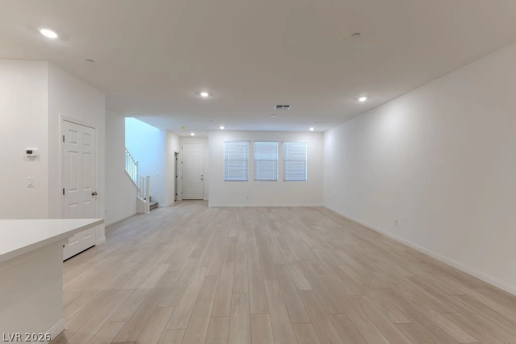 104 Hornbeck Lane — photo 3 of 10