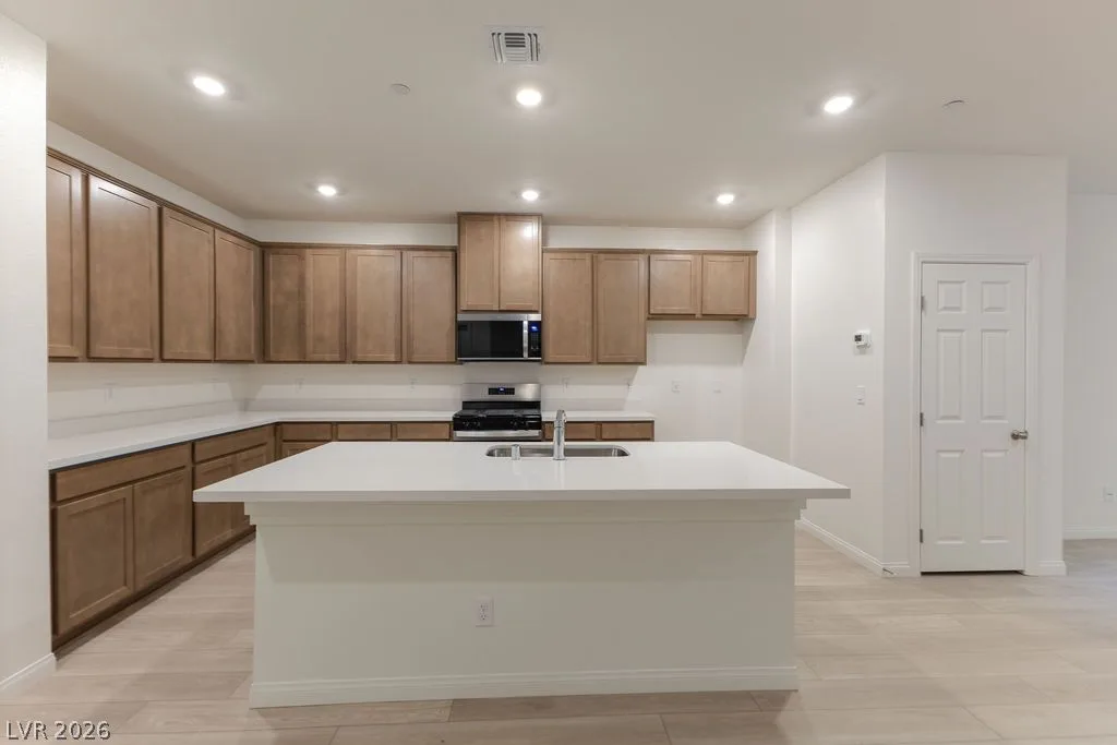 104 Hornbeck Lane — photo 4 of 10