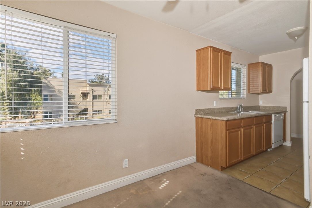 1810 North Decatur Boulevard 202 — photo 4 of 19