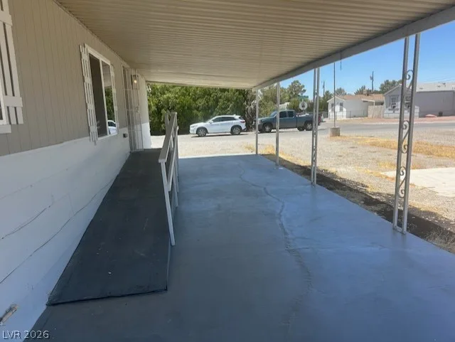 1061 South Comstock Circle — photo 4