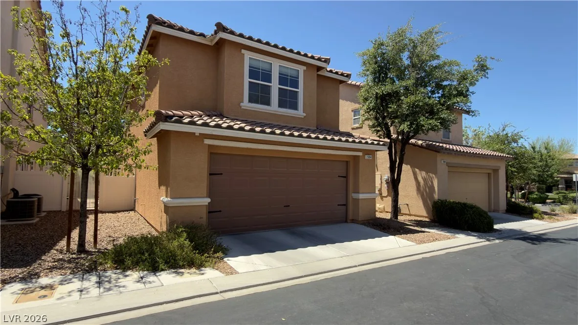 2084 Airy Petals Walk — photo 2