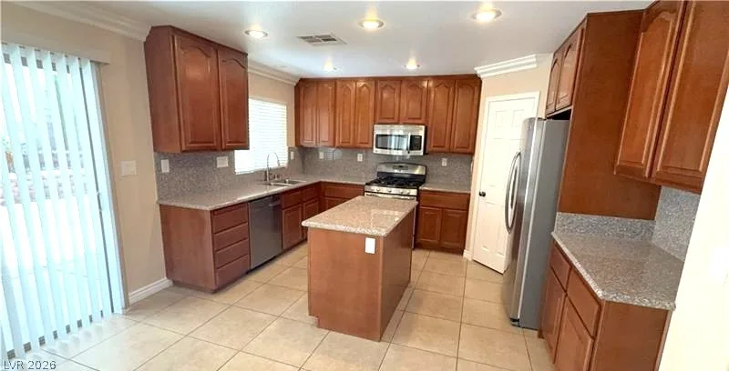 5565 Golden Palms Court — photo 5