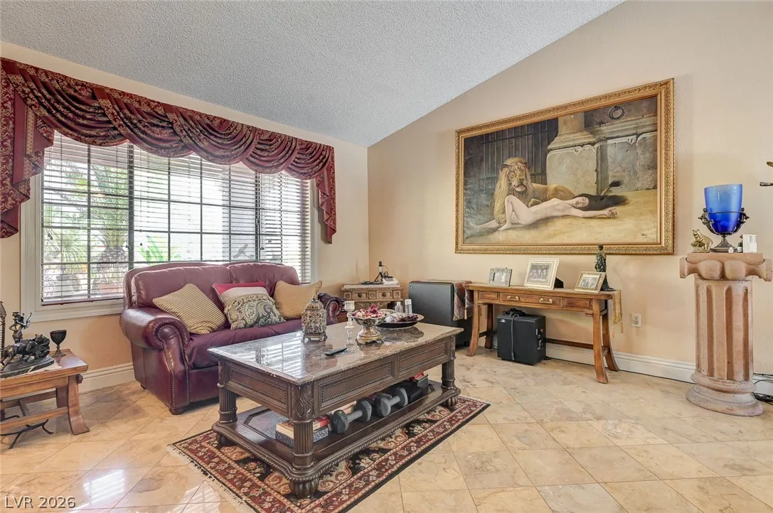 6790 West Oakey Boulevard — photo 4