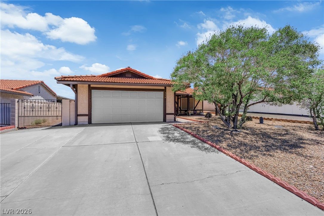 350 Tangerine Court — photo 1 of 23