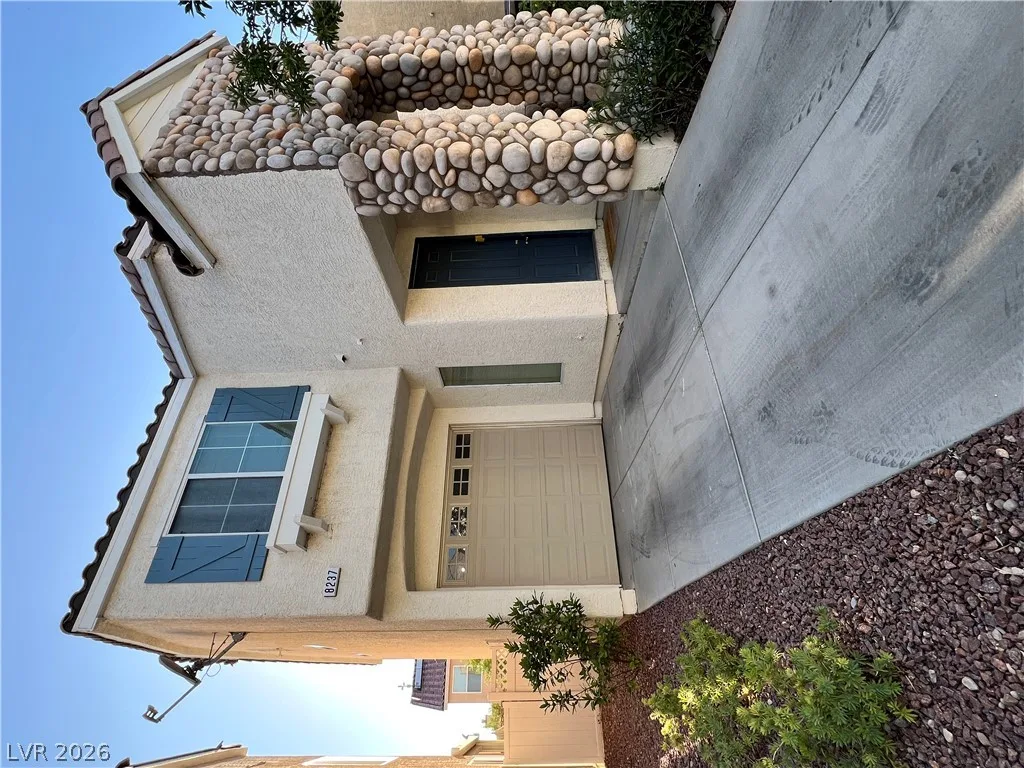 8237 Golden Flowers Street — photo 3