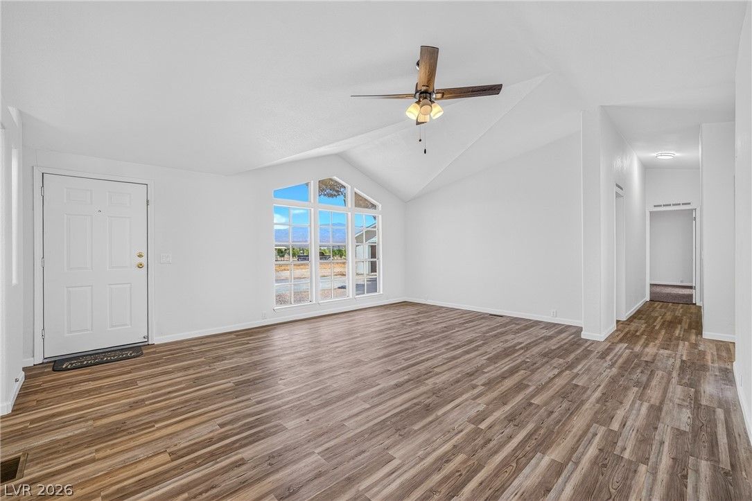1771 McMurray Drive — photo 3