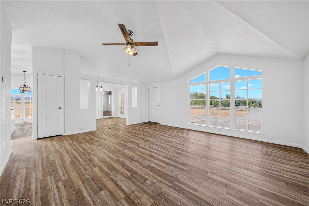 1771 McMurray Drive — photo 4