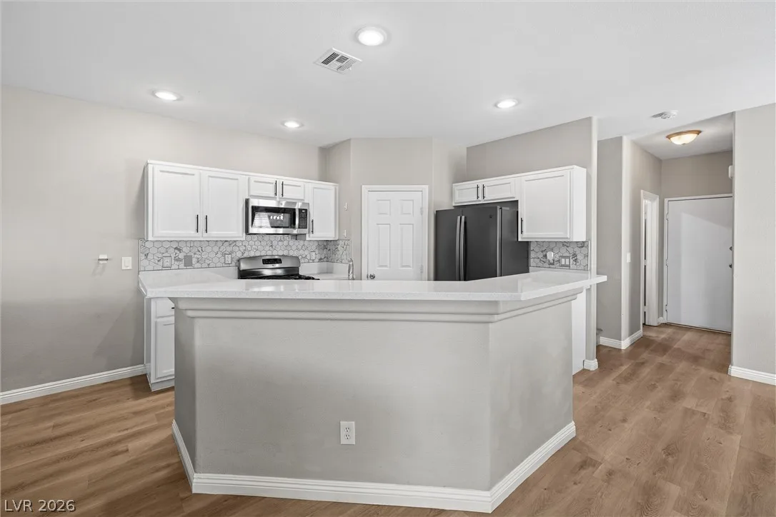 5529 Baccarat Avenue 103 — photo 5