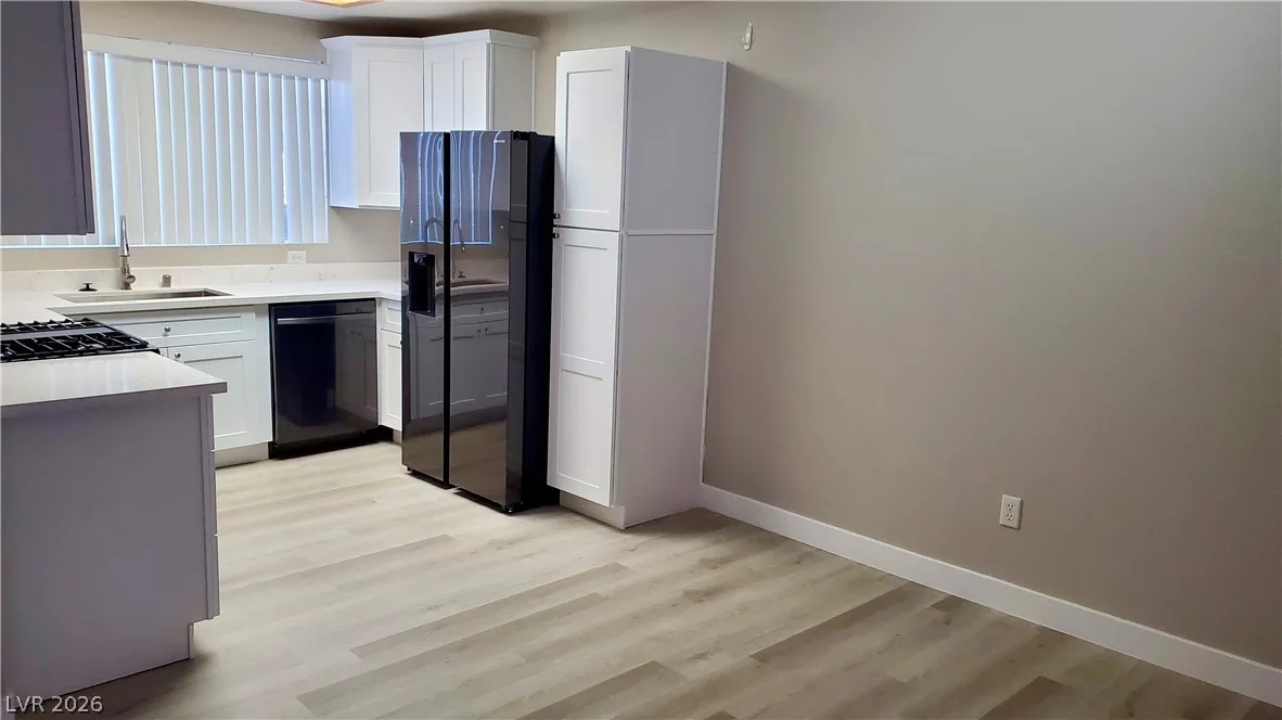 830 CARNEGIE Street 513 — photo 5