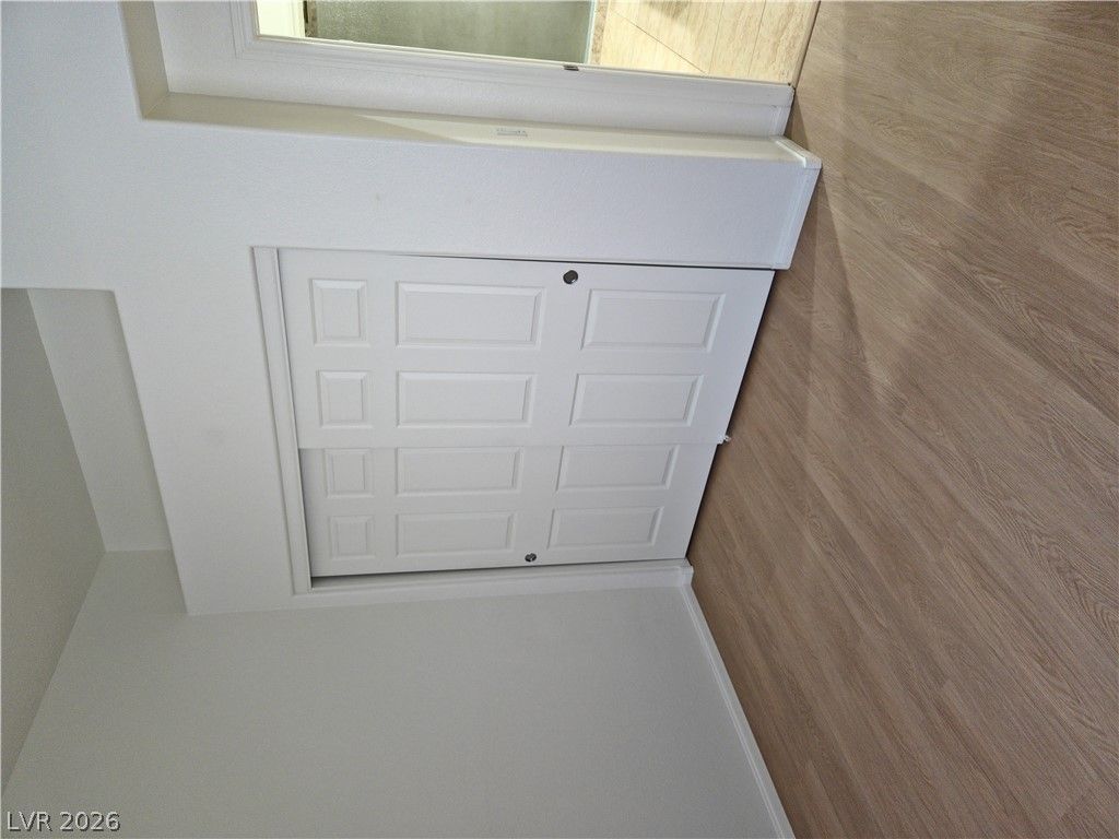 Photo 33