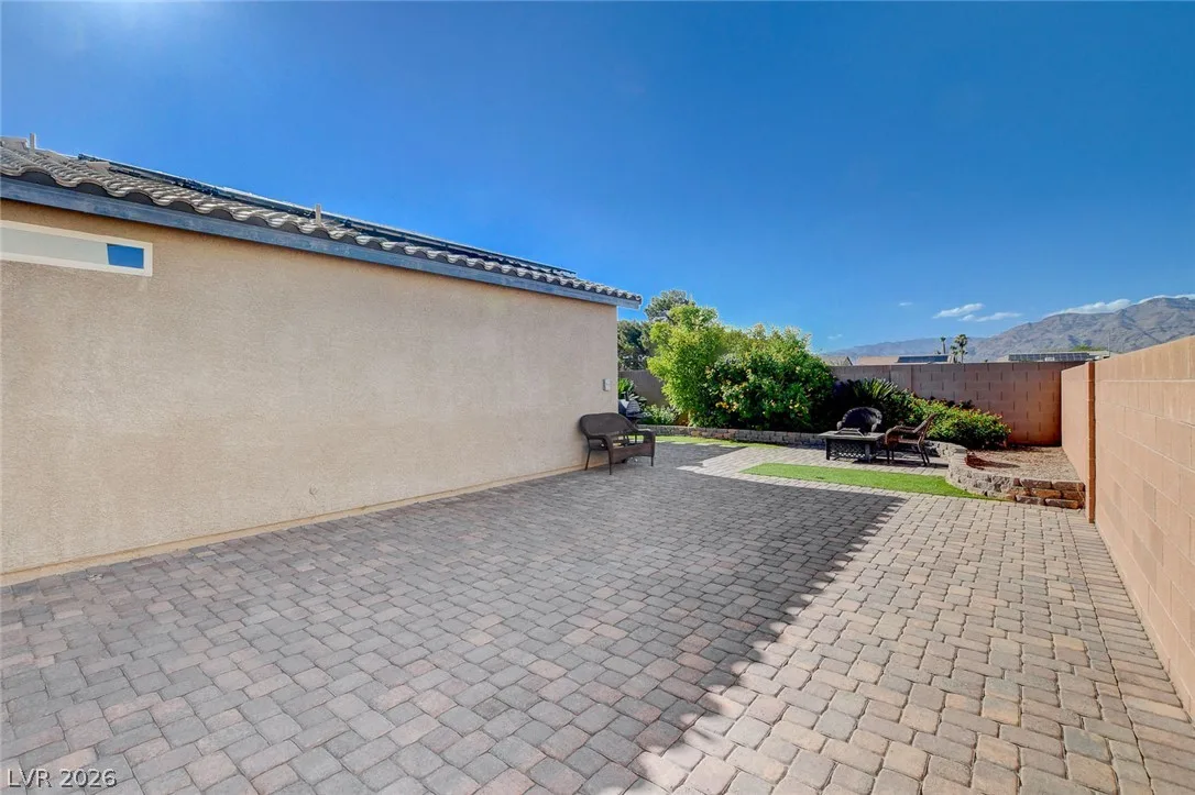 4830 Shady Chestnut Court — photo 4