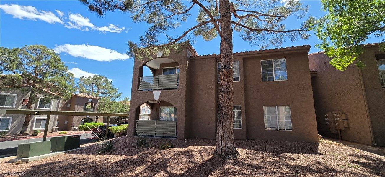 2121 SEALION Drive 205 — photo 1