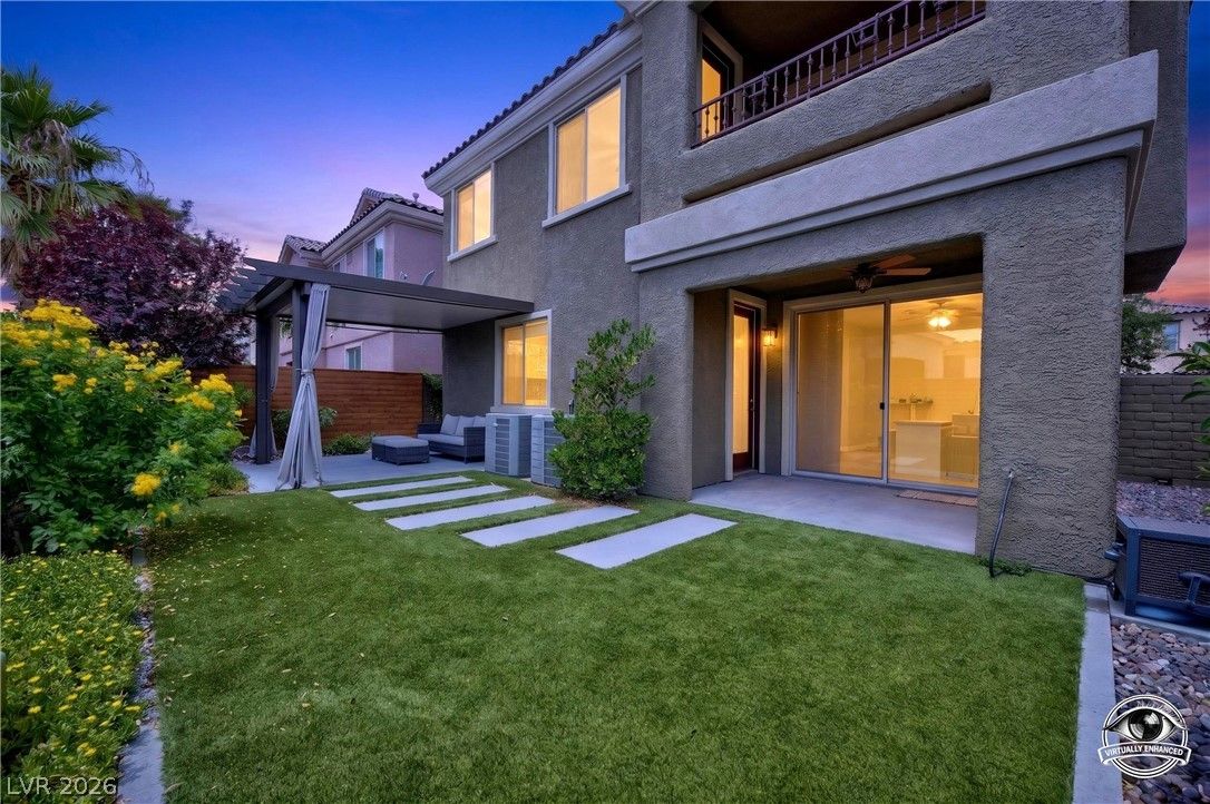 11821 Luna Del Mar Lane — photo 2 of 23