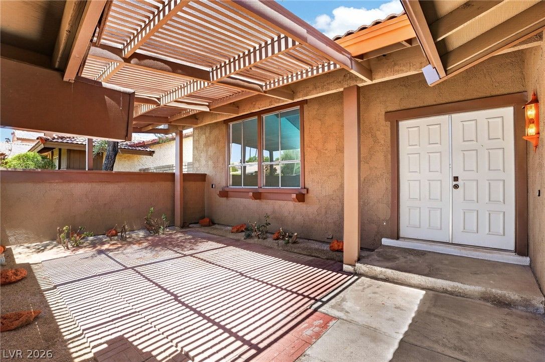 3670 Chama Avenue — photo 5