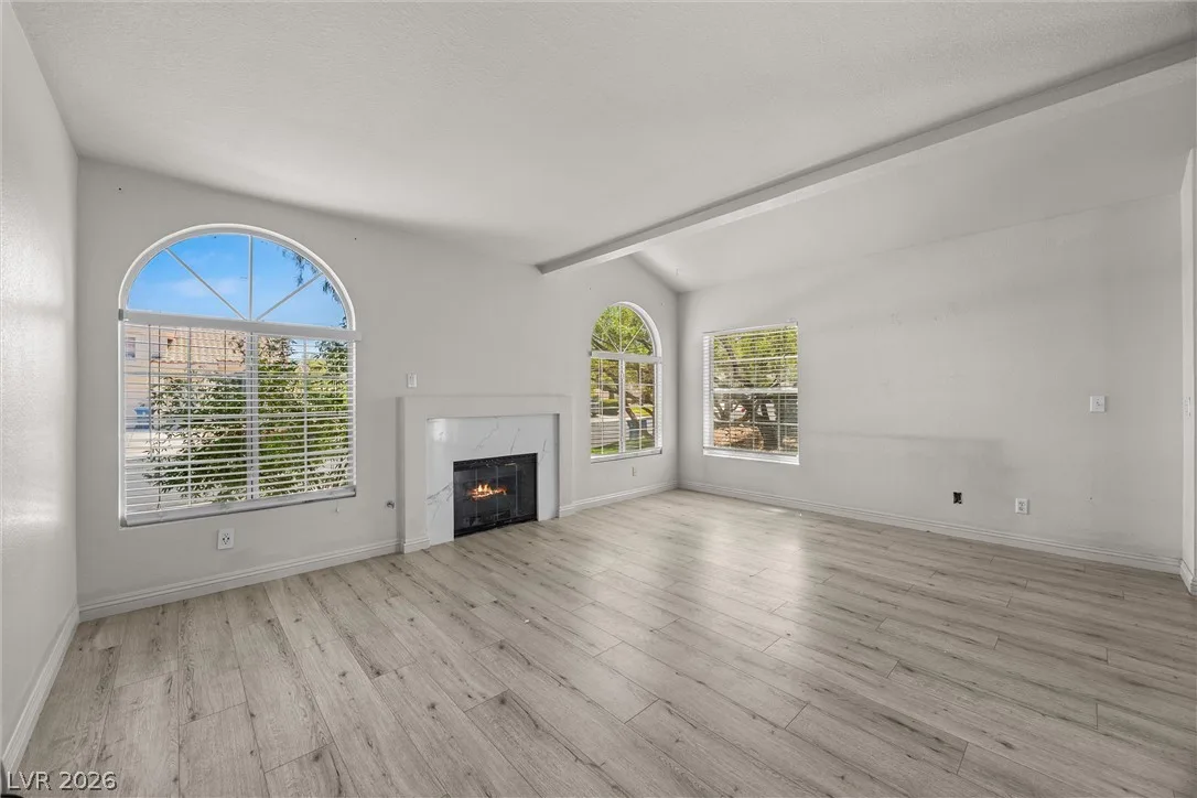 7912 Laurena Avenue — photo 2