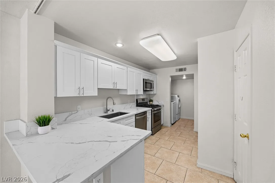 7912 Laurena Avenue — photo 3