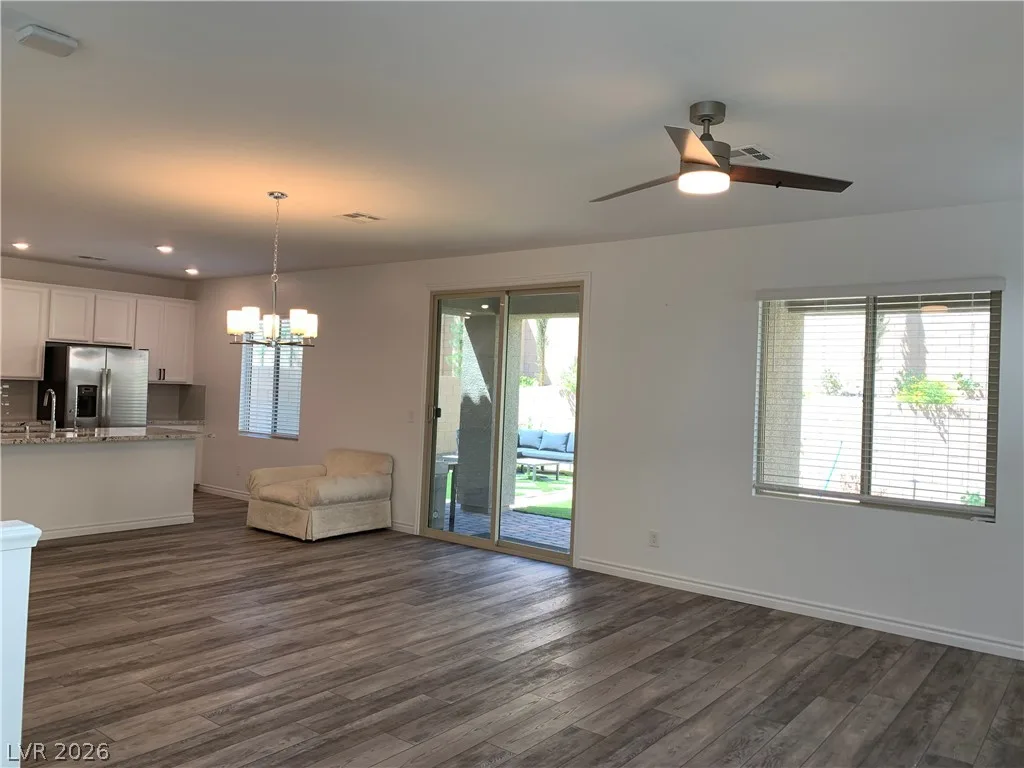8179 Skye Plum Street — photo 3