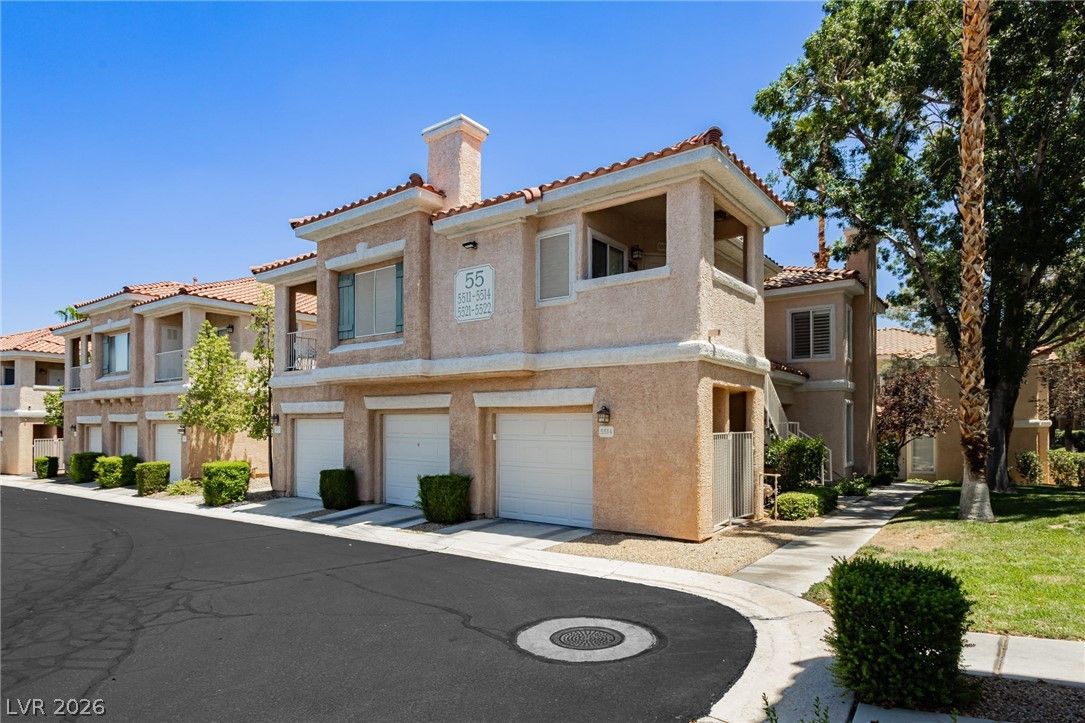 251 South Green Valley Parkway 5514 — photo 5 of 44