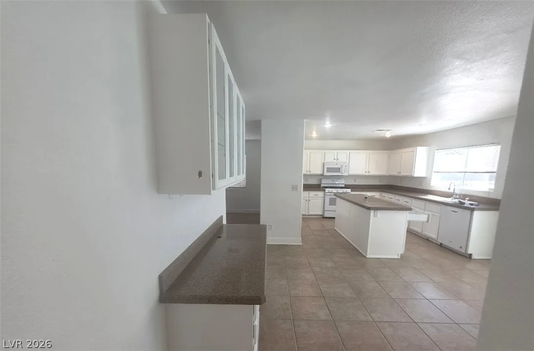 977 Cardelina Lane — photo 4