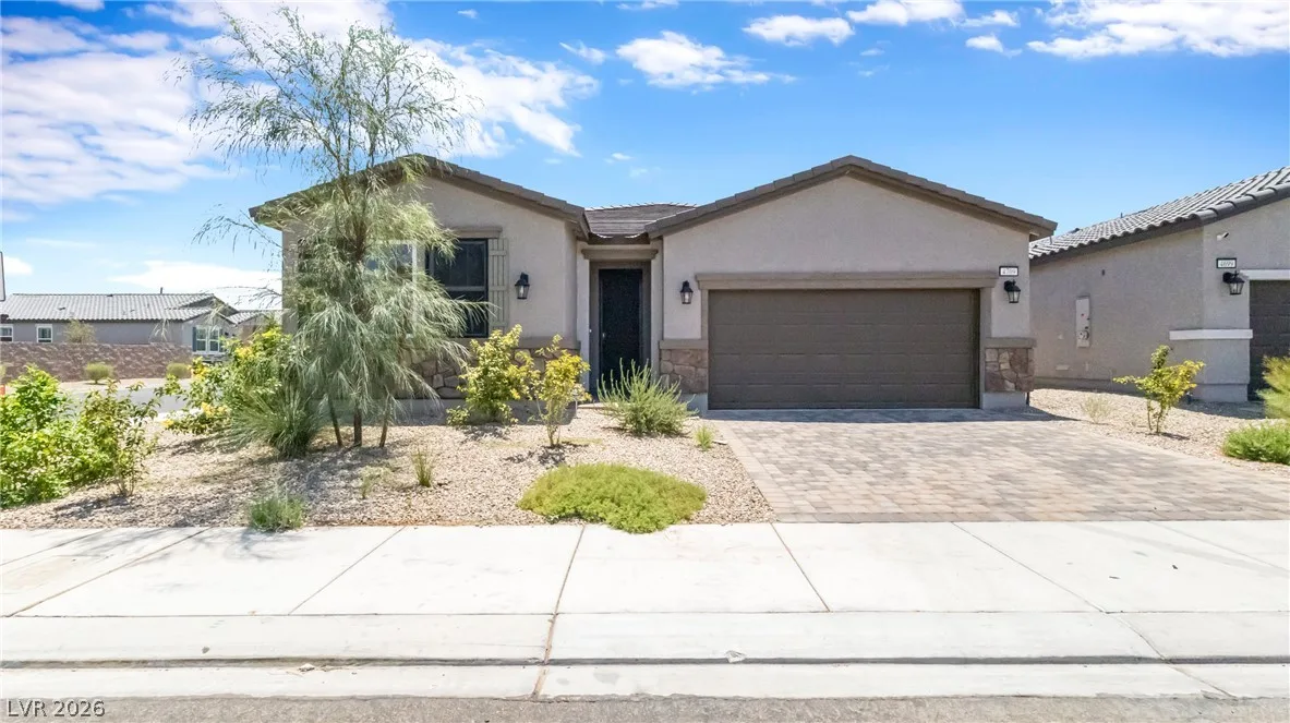 4709 Woodland Avenue — photo 2