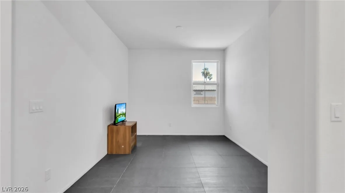 4709 Woodland Avenue — photo 3